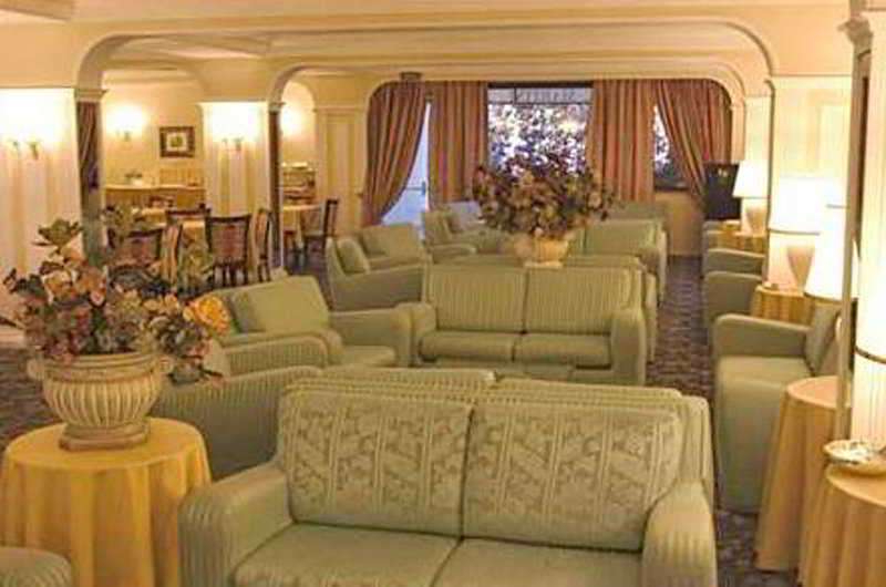 Hotel Martini Olbia Extérieur photo