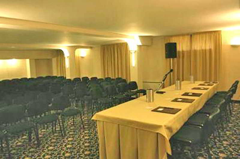 Hotel Martini Olbia Extérieur photo